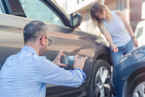 Professional Car Insurance Near Me technician working in Larchmont, NY